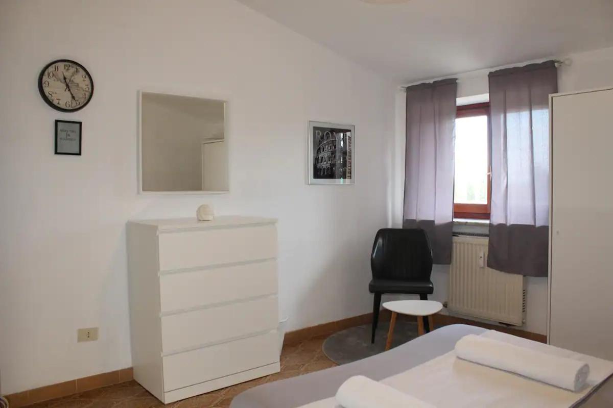 Spazioso Appartamento Castel di Leva Exteriör bild